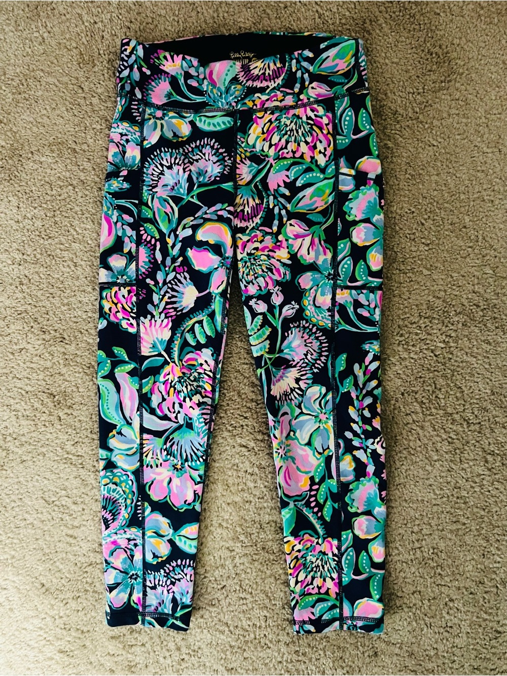 NWOT women’s medium Lilly Pulitzer Lux Leggings